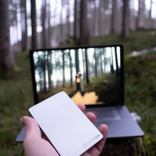 هارد اکسترنال ورباتیم مدل Store 'n' Go ALU Slim