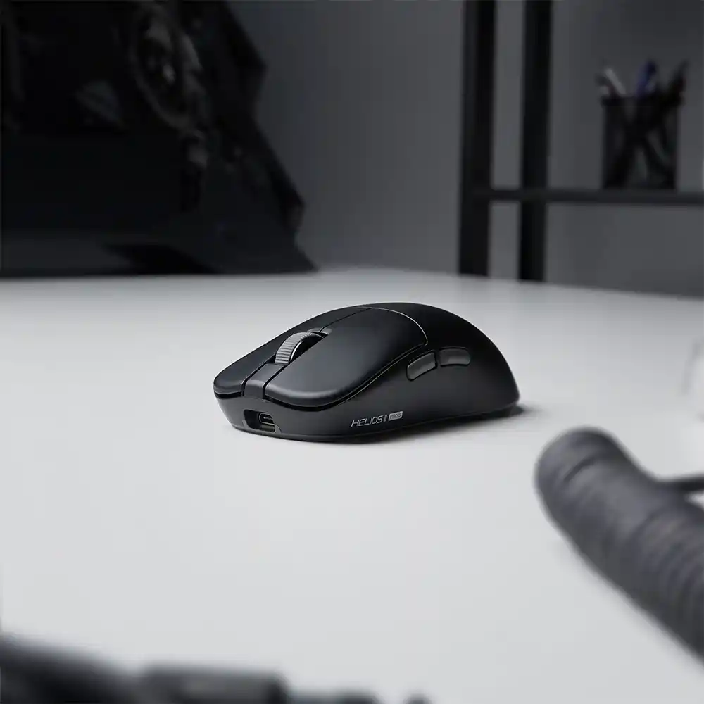 ماوس گیمینگ بیسیم فنتک مدل HELIOS II PRO S XD3V3 ماوس گیمینگ بیسیم فنتک مدل HELIOS II PRO S XD3V3