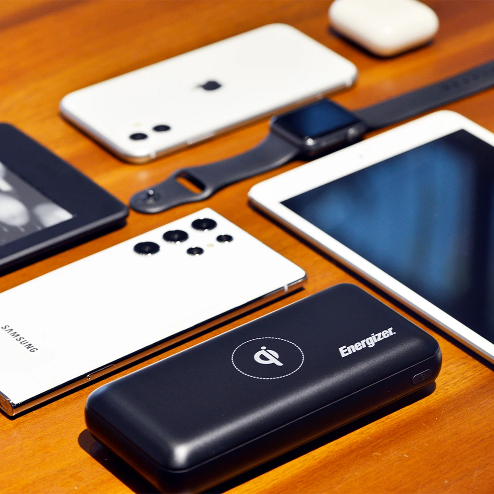 پاوربانک وایرلس 20000mAh انرجایزر مدل QE20008PQ پاوربانک وایرلس 20000mAh انرجایزر مدل QE20008PQ