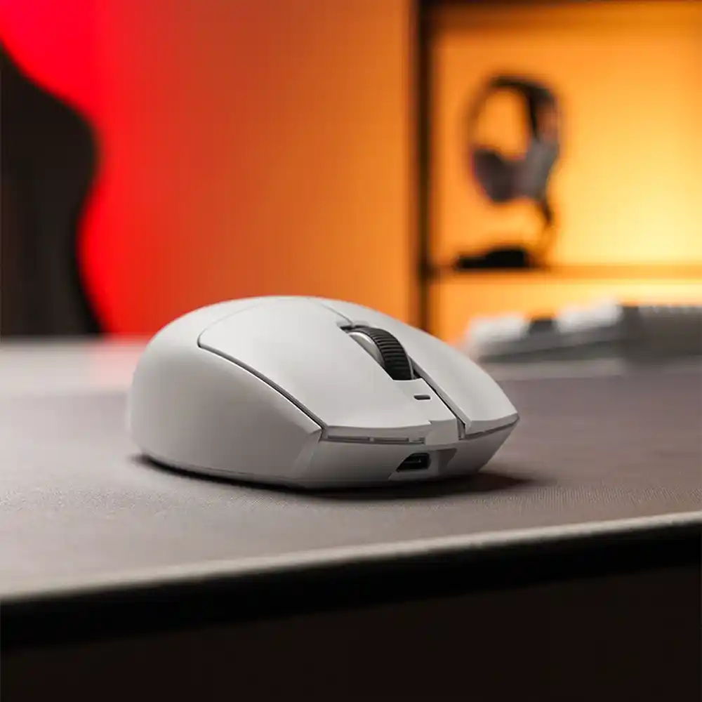 ماوس گیمینگ بیسیم فنتک مدل ARIA II PRO XD7V2P