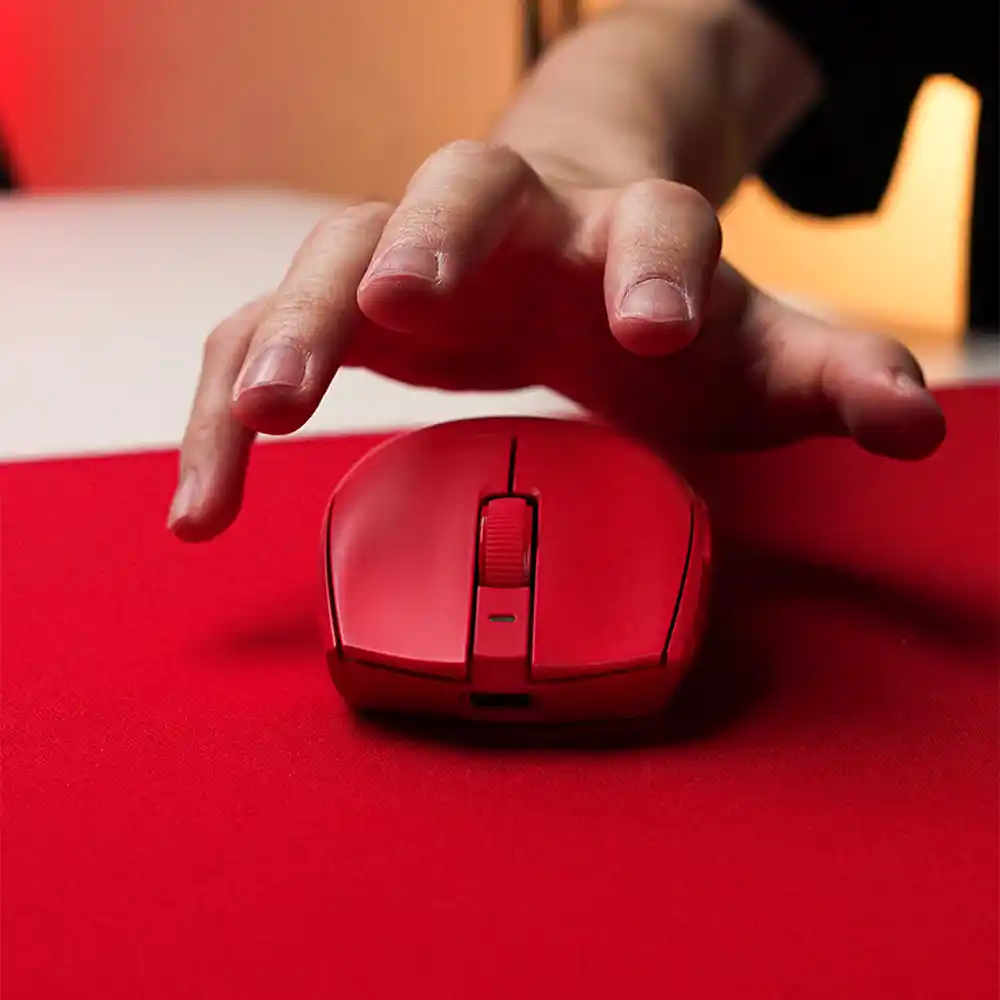 ماوس گیمینگ بیسیم فنتک مدل ARIA II PRO XD7V2P ماوس گیمینگ بیسیم فنتک مدل ARIA II PRO XD7V2P