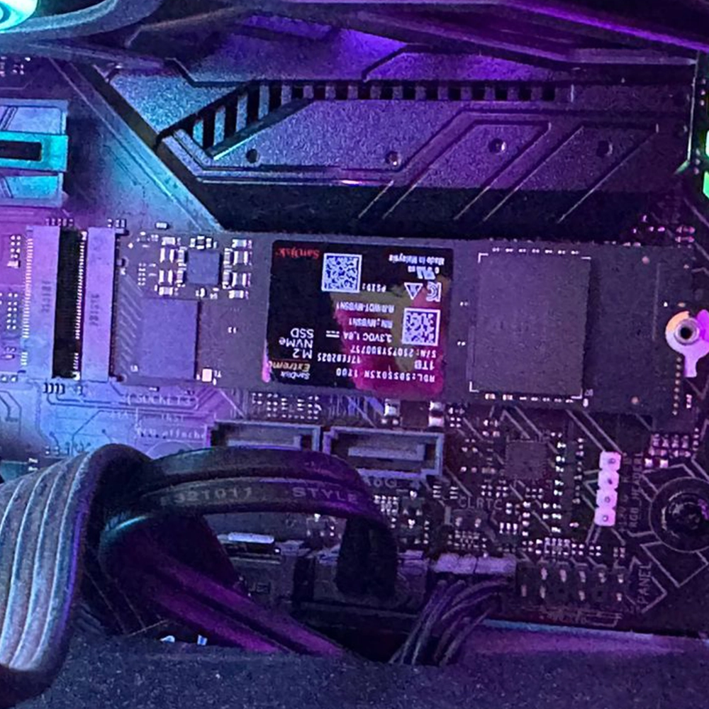 حافظه SSD اینترنال سندیسک مدل Extreme حافظه SSD اینترنال سندیسک مدل Extreme