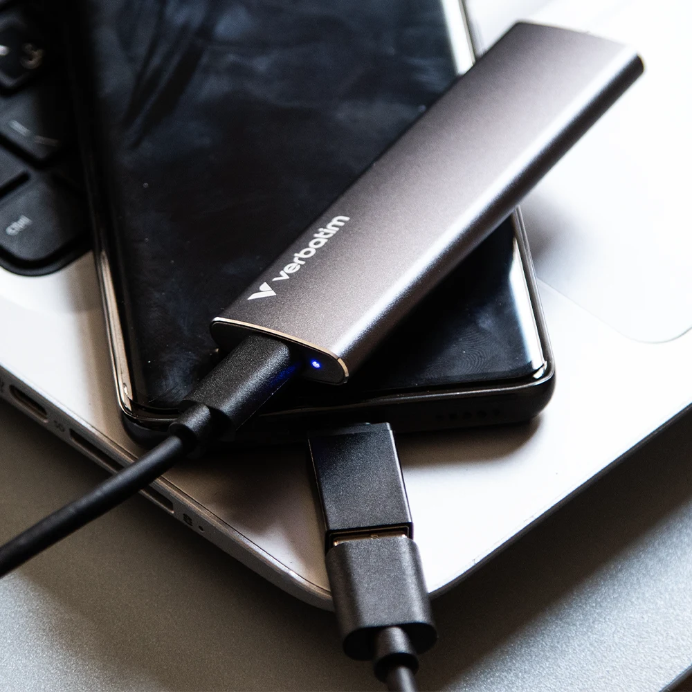 حافظه SSD اکسترنال ورباتیم مدل Vx500 حافظه SSD اکسترنال ورباتیم مدل Vx500