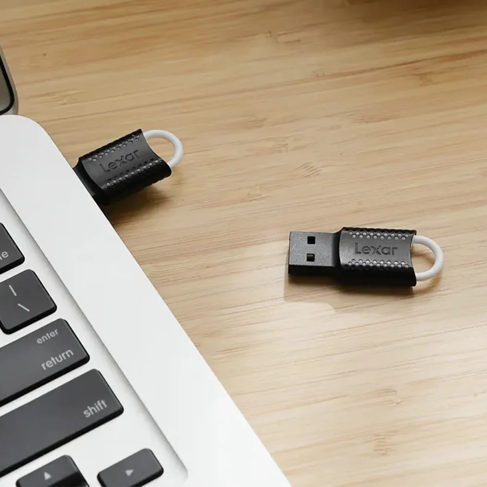 فلش مموری لکسار مدل JumpDrive V40 فلش مموری لکسار مدل JumpDrive V40
