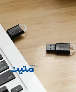 نمای ظاهری فلش مموری Lexar V40 با طراحی جمعوجور