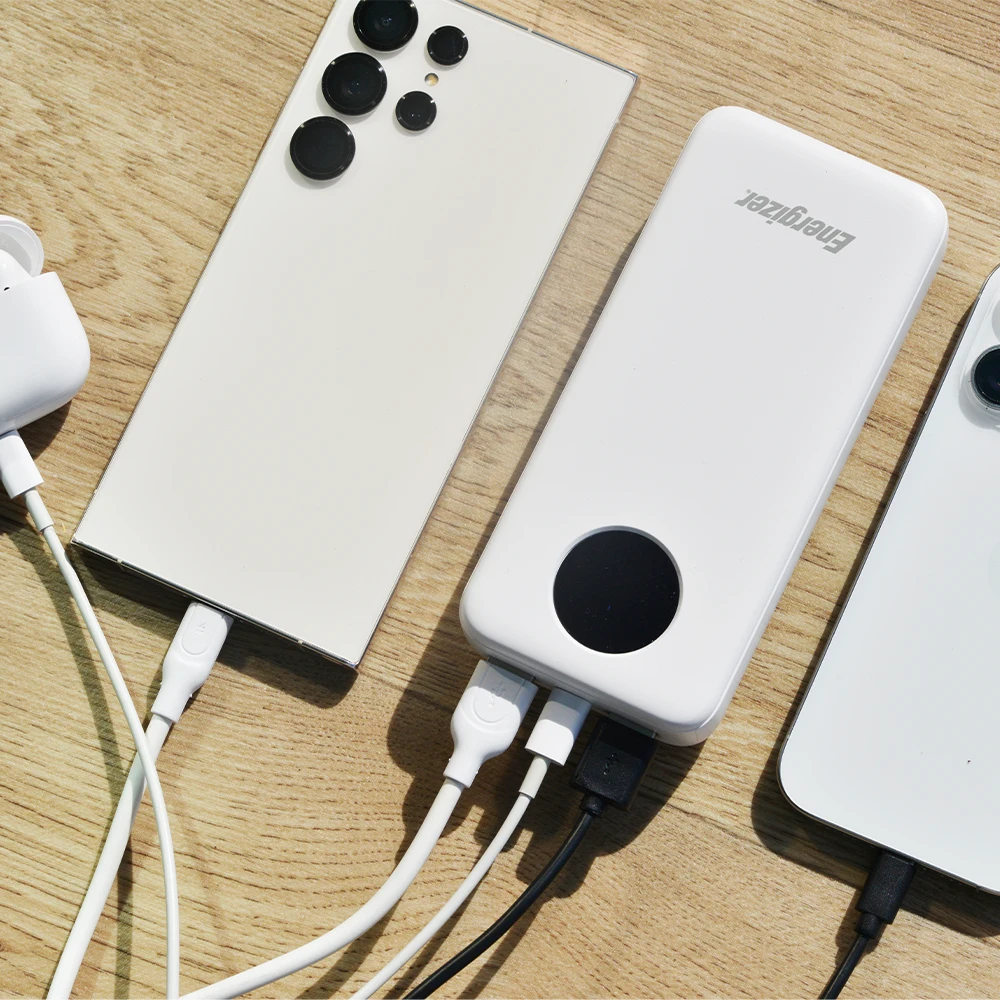 پاوربانک 20000mAh انرجایزر مدل UE20090PQ پاوربانک 20000mAh انرجایزر مدل UE20090PQ